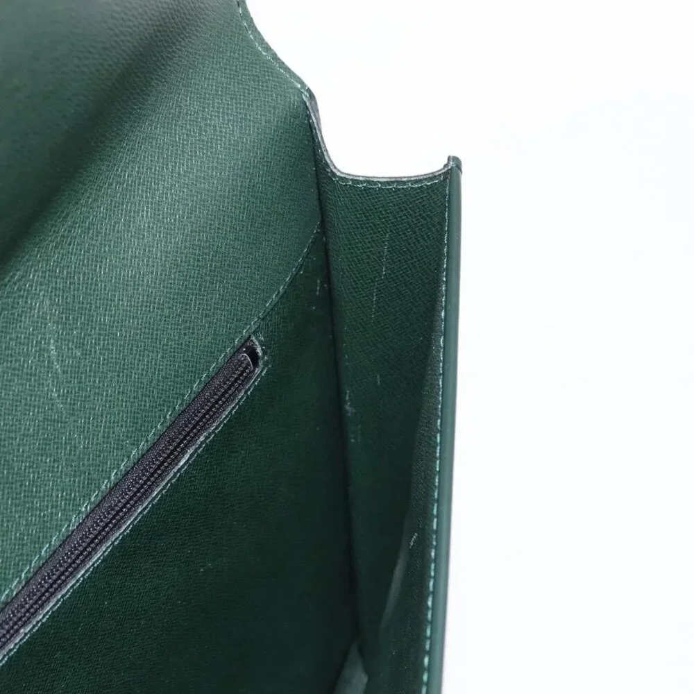 LOUIS VUITTON Taiga Leather Volga Briefcase Epicea